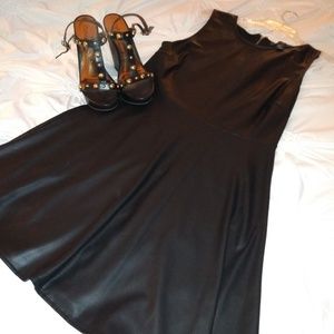 Forever 21 black dress